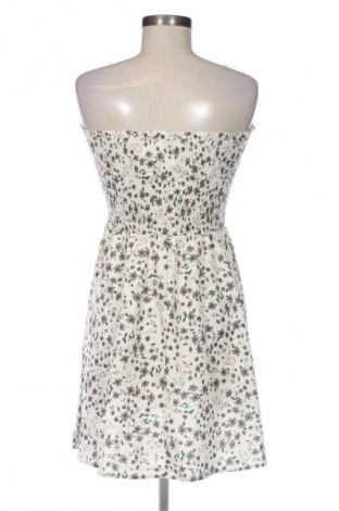 Рокля SHEIN, Размер M, Цвят Многоцветен, Цена 2,55 €