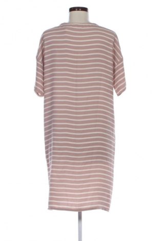 Рокля Selected Femme, Размер M, Цвят Многоцветен, Цена 5,62 €