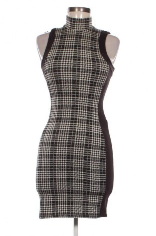 Kleid Stradivarius, Größe S, Farbe Mehrfarbig, Preis 3,99 €