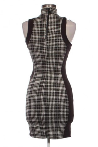 Kleid Stradivarius, Größe S, Farbe Mehrfarbig, Preis 3,99 €