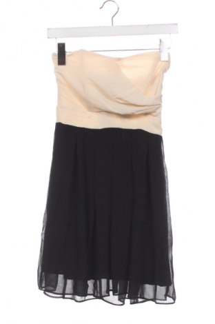 Kleid TFNC London, Größe XS, Farbe Mehrfarbig, Preis 2,99 €