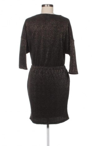 Рокля True Spirit, Размер M, Цвят Многоцветен, Цена 2,55 €