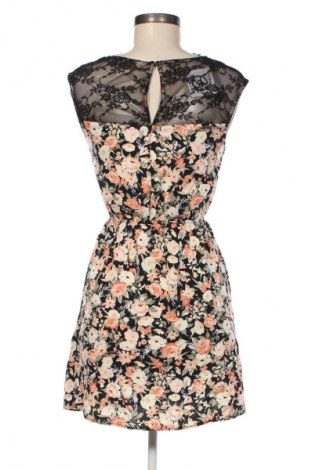 Рокля Unbranded, Размер S, Цвят Многоцветен, Цена 3,06 €