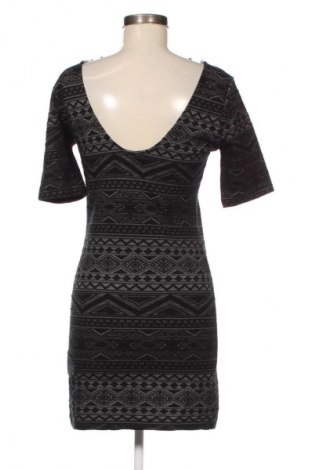 Рокля Unbranded, Размер M, Цвят Многоцветен, Цена 3,06 €