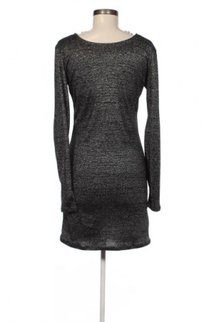 Šaty  Unbranded, Veľkosť M, Farba Strieborná, Cena  1,95 €