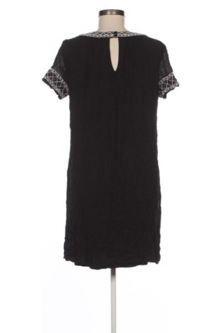 Ruha Unbranded, Méret M, Szín Fekete, Ár 1 509 Ft