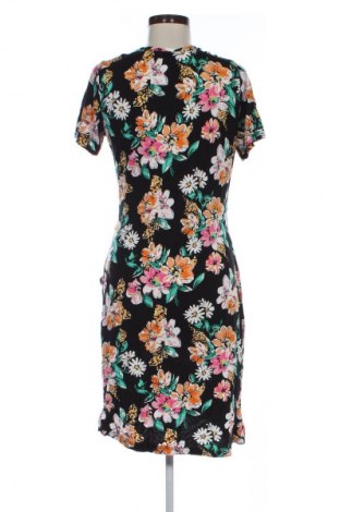 Рокля Unbranded, Размер M, Цвят Многоцветен, Цена 2,55 €