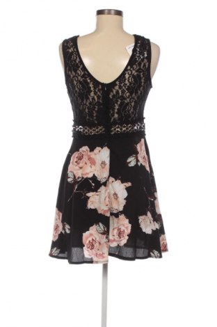 Рокля Unbranded, Размер M, Цвят Многоцветен, Цена 2,55 €