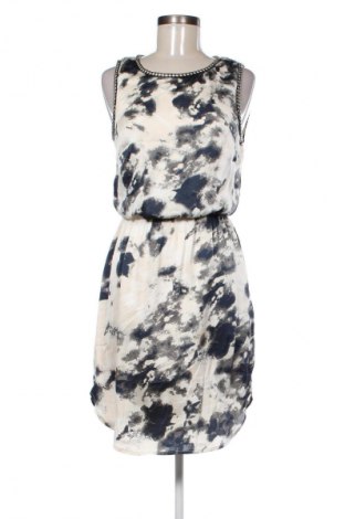Šaty  VILA, Velikost M, Barva Vícebarevné, Cena  289,00 Kč