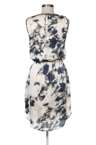 Šaty  VILA, Velikost M, Barva Vícebarevné, Cena  289,00 Kč