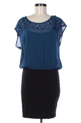 Ruha VILA, Méret M, Szín Sokszínű, Ár 1 489 Ft