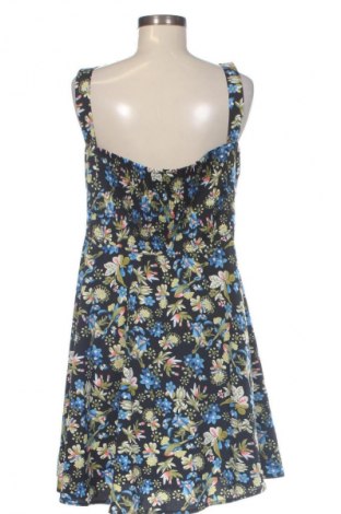 Рокля Vero Moda, Размер S, Цвят Многоцветен, Цена 2,55 €