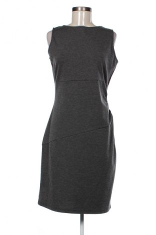 Рокля Zero, Размер M, Цвят Сив, Цена 4,60 €