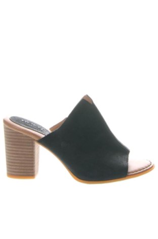 Papuci Born, Mărime 38, Culoare Negru, Preț 163,99 Lei, #136804018