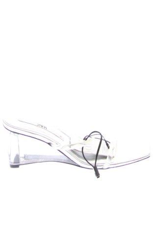 Чехли Zara, Размер 38, Цвят Сив, Цена 21,47 €, #136829679