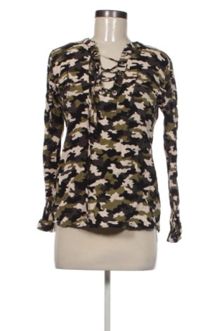 Bluză de femei Colloseum, Mărime M, Culoare Multicolor, Preț 17,99 Lei, #136750740