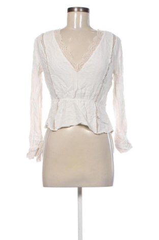 Дамска блуза Stradivarius, Размер M, Цвят Бял, Цена 5,62 €, #136773014