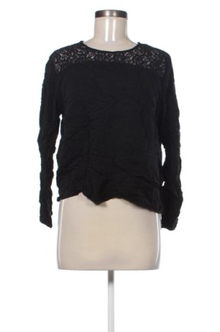 Дамска блуза Vero Moda, Размер XL, Цвят Черен, Цена 5,11 €, #136773710