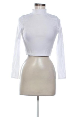 Bluză de femei Pretty Little Thing, Mărime XS, Culoare Alb, Preț 23,99 Lei, #136790544