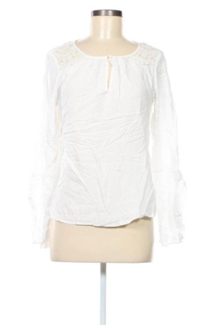 Bluză de femei Vero Moda, Mărime M, Culoare Alb, Preț 28,99 Lei, #136795515