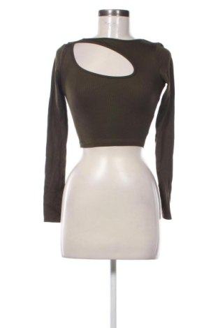 Damen Shirt Pull&Bear, Größe XS, Farbe Grün, Preis 6,99 €, #136798540