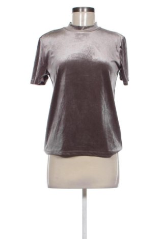 Bluză de femei Zara, Mărime M, Culoare Mov deschis, Preț 59,00 Lei, #136801694