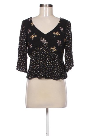 Дамска блуза Hollister, Размер M, Цвят Многоцветен, Цена 7,66 €, #136815904