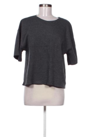 Bluză de femei Zara, Mărime XL, Culoare Gri, Preț 59,99 Lei, #136826801