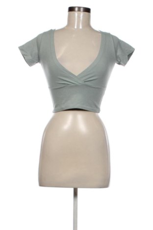 Дамска блуза Brandy Melville, Размер XS, Цвят Зелен, Цена 12,27 €, #136827549