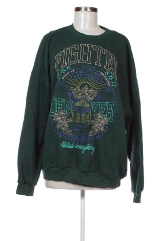 Дамска блуза Bershka, Размер S, Цвят Зелен, Цена 10,22 €, #136841874