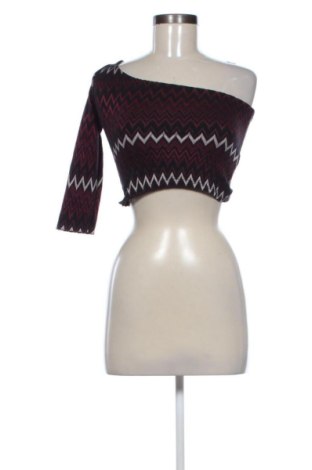 Дамска блуза Pull&Bear, Размер S, Цвят Многоцветен, Цена 7,00 €, #136847812