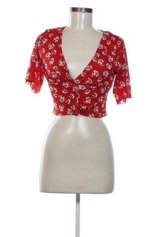 Дамска жилетка Pull&Bear, Размер S, Цвят Многоцветен, Цена 14,82 €, #136786240