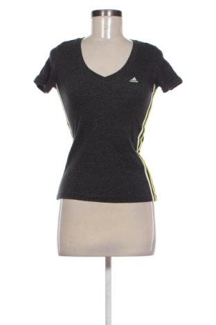Дамска тениска Adidas, Размер XS, Цвят Черен, Цена 17,89 €, #136754458