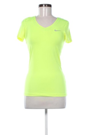Дамска тениска Nike, Размер S, Цвят Жълт, Цена 15,84 €, #136773955
