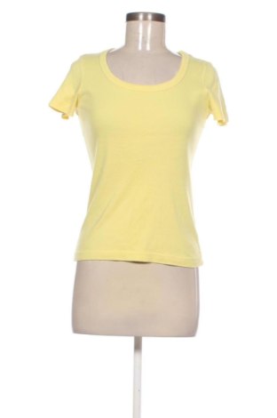 Γυναικείο t-shirt Chicoree, Μέγεθος S, Χρώμα Κίτρινο, Τιμή 8,99 €, #136813959