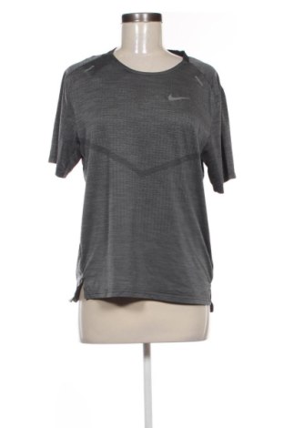 Tricou de femei Unbranded, Mărime M, Culoare Gri, Preț 24,99 Lei, #136846849