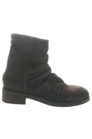 Női csizma Alesya, Méret 37, Szín Barna, Ár 47 368 Ft, #136857479
