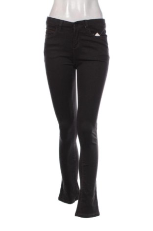 Дамски дънки Wonder Jeans, Размер M, Цвят Черен, Цена 16,87 €, #136741204