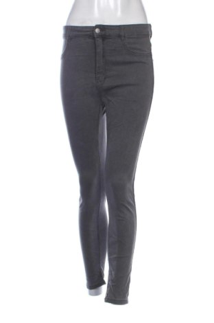 Дамски дънки Pull&Bear, Размер M, Цвят Сив, Цена 11,24 €, #136742043