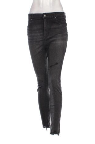 Дамски дънки Pull&Bear, Размер L, Цвят Черен, Цена 16,36 €, #136757203