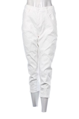 Blugi de femei Unbranded, Mărime M, Culoare Alb, Preț 104,99 Lei, #136767664