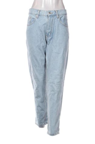 Blugi de femei Pull&Bear, Mărime XL, Culoare Albastru, Preț 84,99 Lei, #136769928