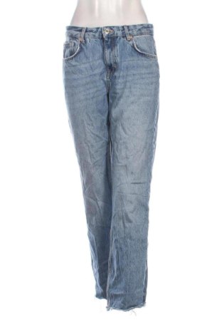 Blugi de femei Pull&Bear, Mărime M, Culoare Albastru, Preț 97,99 Lei, #136769975