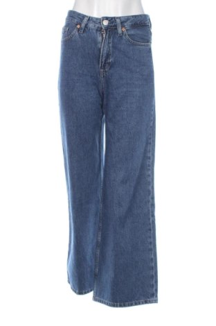 Dámské džíny  Tommy Jeans, Velikost XS, Barva Modrá, Cena  959,00 Kč, #136774132