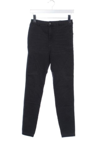 Γυναικείο Τζίν Bershka, Μέγεθος M, Χρώμα Μαύρο, Τιμή 14,99 €, #136775552