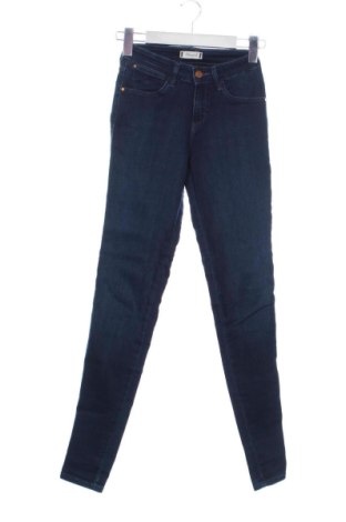 Damskie jeansy Wrangler, Rozmiar XS, Kolor Niebieski, Cena 106,99 zł, #136779170
