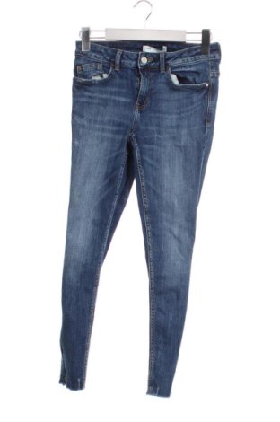 Damskie jeansy Zara, Rozmiar M, Kolor Niebieski, Cena 80,99 zł, #136779565