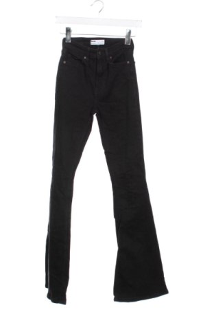 Damen Jeans Bershka, Größe XXS, Farbe Schwarz, Preis 12,99 €, #136779906