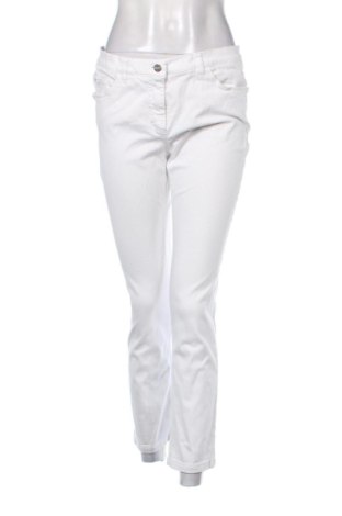 Damskie jeansy Gerry Weber, Rozmiar L, Kolor Biały, Cena 162,40 zł, #136781634