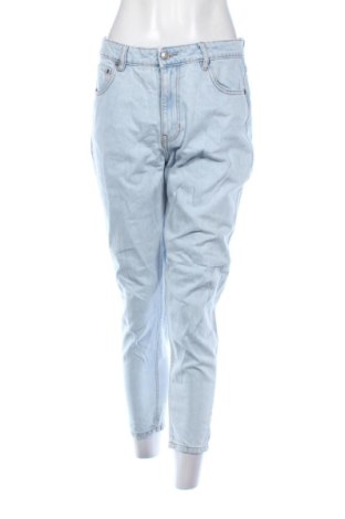 Blugi de femei Pull&Bear, Mărime M, Culoare Albastru, Preț 67,99 Lei, #136790852